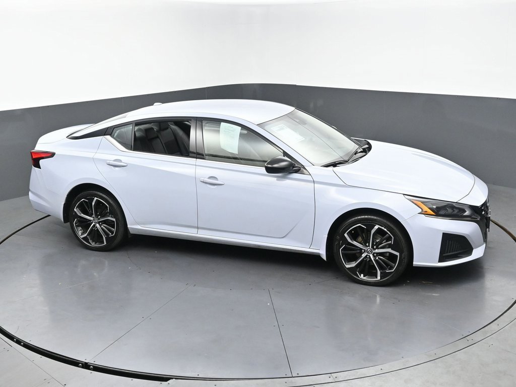 Used 2023 Nissan Altima 2.5 SR image 45