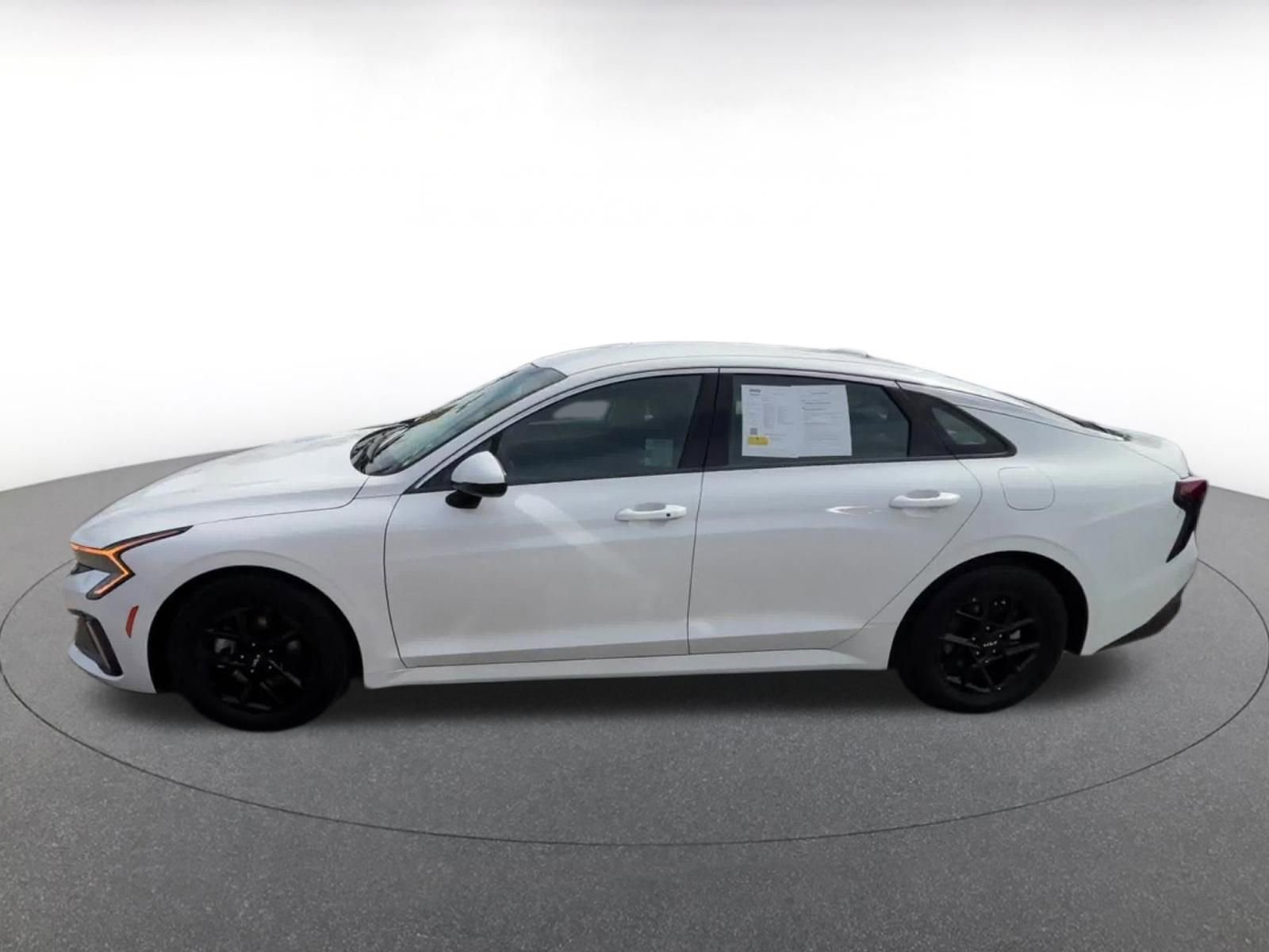 Used 2025 Kia K5 LXS image 9