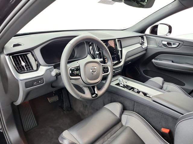 Used 2024 Volvo XC60 T8 Ultimate w/ Protection Package Premier AWD/4WD image 17