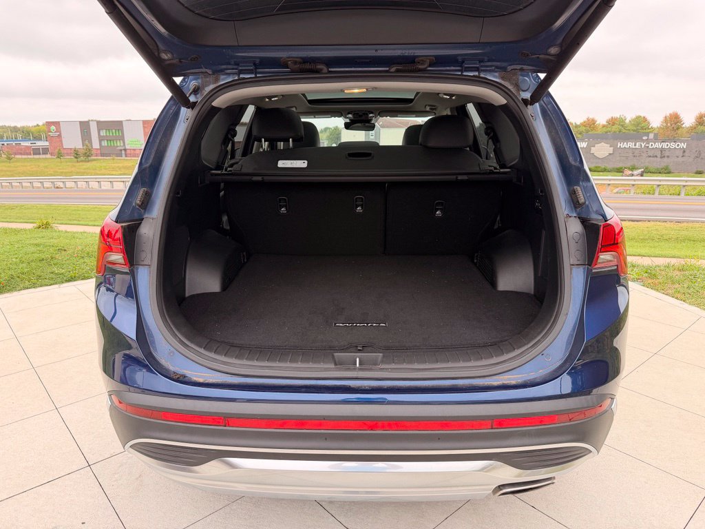 Used 2022 Hyundai Santa Fe SEL w/ Convenience + Premium Package FWD image 30