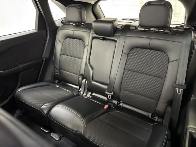 Used 2025 Ford Escape SE FWD image 13