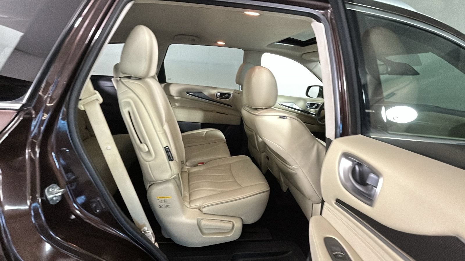 Used 2019 INFINITI QX60 Pure AWD/4WD image 29