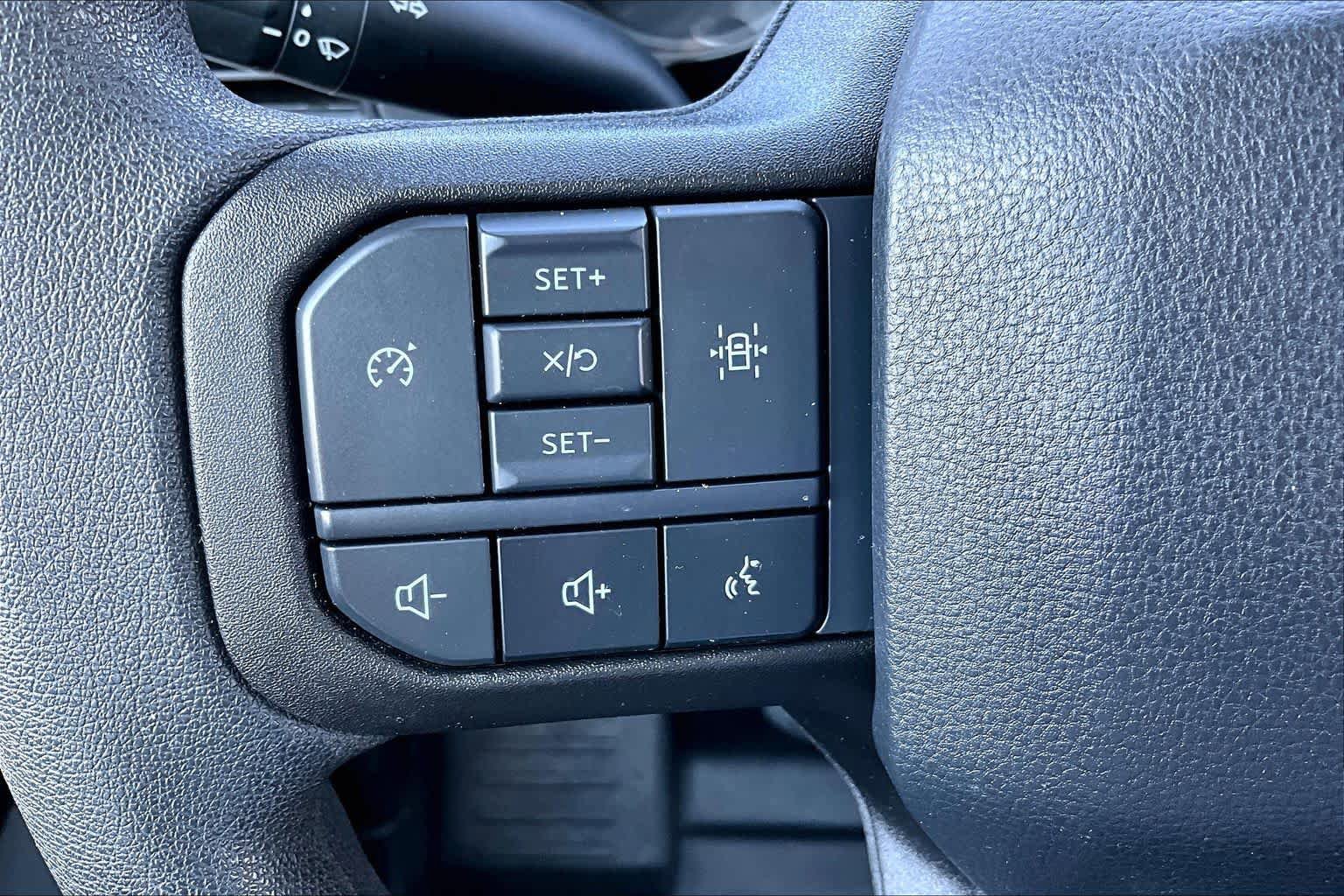 Used 2023 Ford F150 XL w/ XL Chrome Appearance Package AWD/4WD image 20