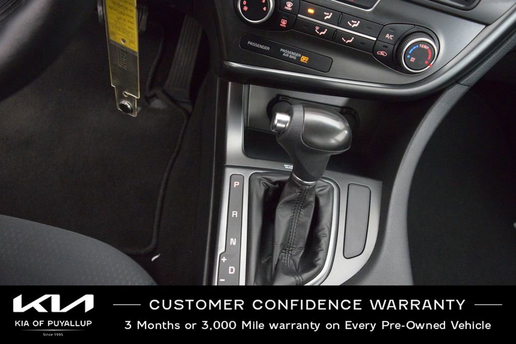Used 2015 Kia Optima LX image 24