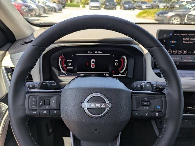 Used 2025 Nissan Rogue SL FWD image 24