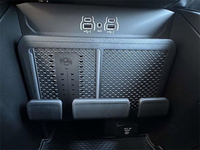 New 2026 RAM 1500 4x4 Crew Cab image 13