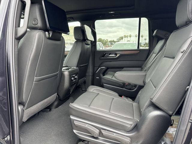 New 2026 GMC Yukon XL Denali w/ Denali Reserve Package image 24