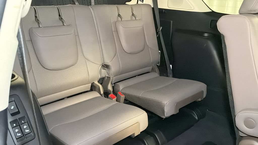 Certified 2023 Lexus GX 460 Premium AWD/4WD image 37