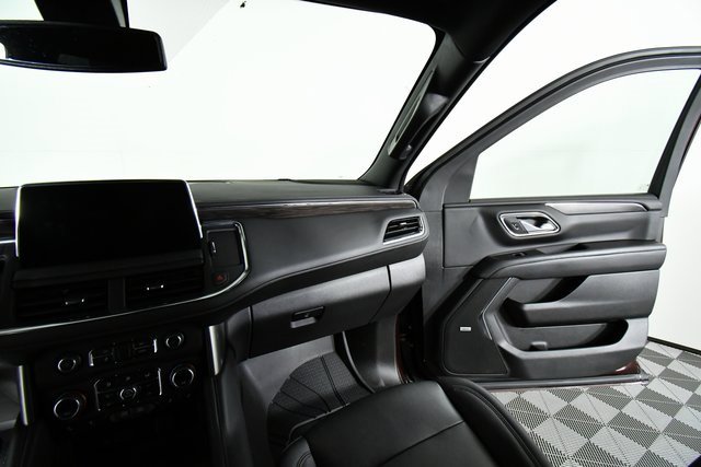 Used 2022 Chevrolet Suburban Z71 w/ Z71 Off-Road Package image 20