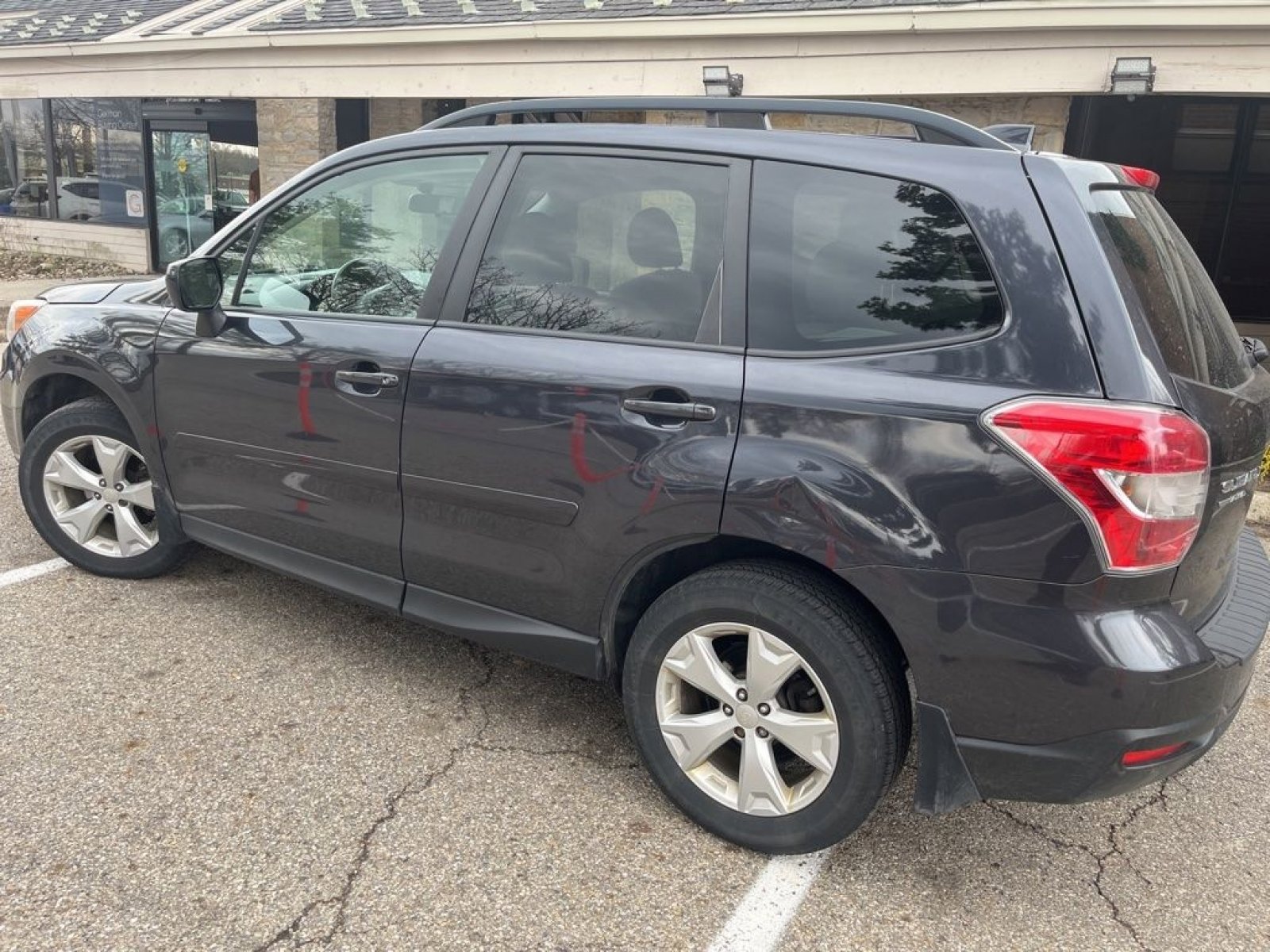 Used 2016 Subaru Forester 2.5i Premium w/ All-Weather Package image 5