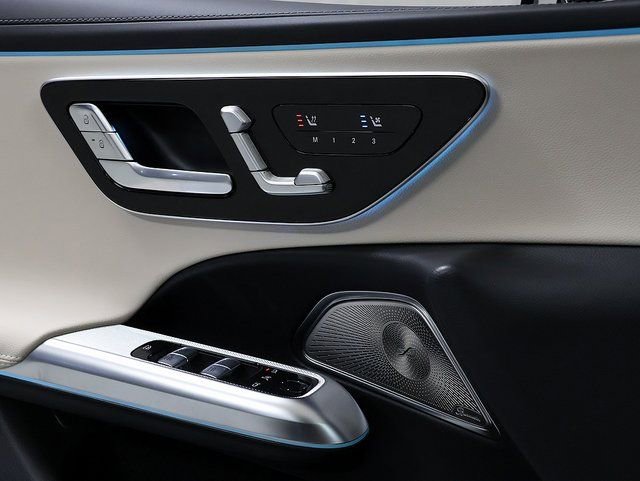 New 2026 Mercedes-Benz E 350 4MATIC Sedan image 25