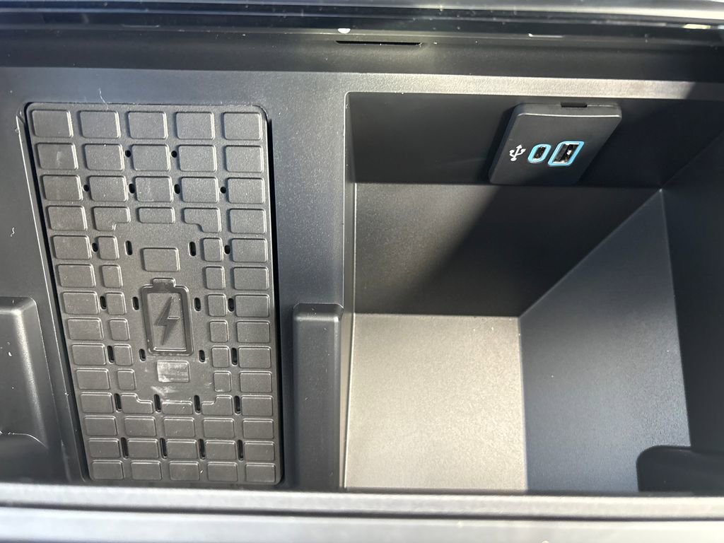 New 2026 Ford F250 Platinum image 25