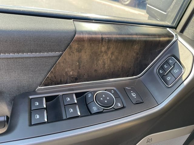 Used 2025 Ford F350 Lariat w/ Chrome Package image 35