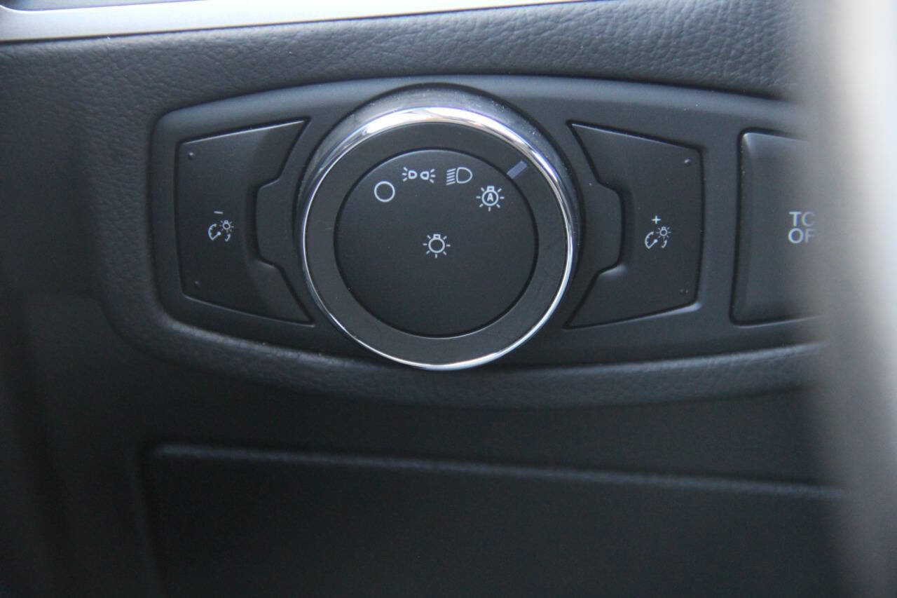 Certified 2023 Ford Edge SEL image 29