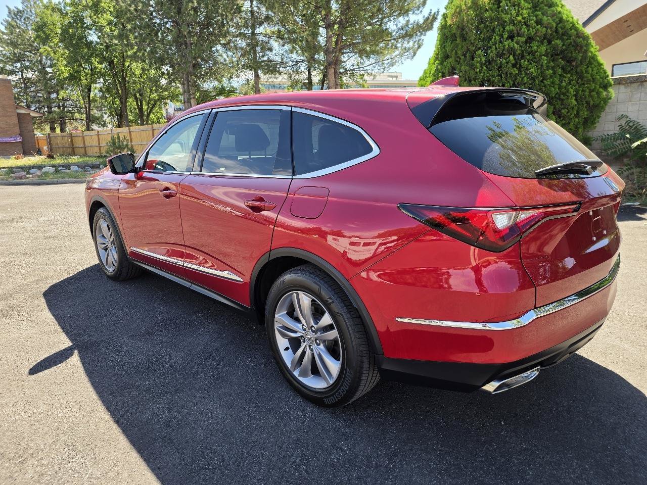 Used 2024 Acura MDX SH-AWD image 3