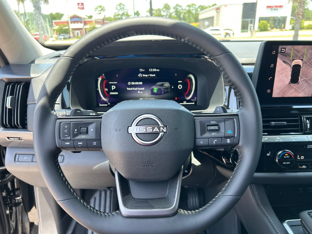New 2026 Nissan Pathfinder SL FWD image 27