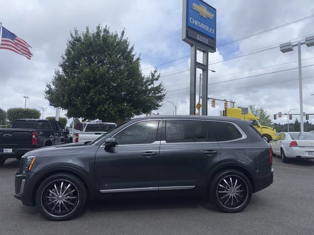 Used 2020 Kia Telluride EX AWD/4WD image 2