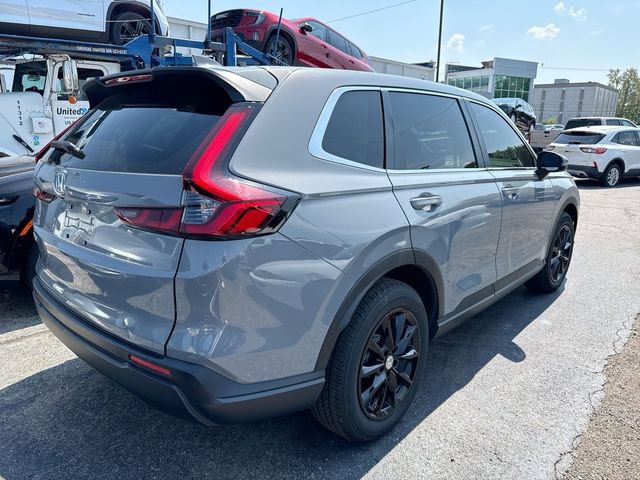 Used 2026 Honda CR-V EX image 3