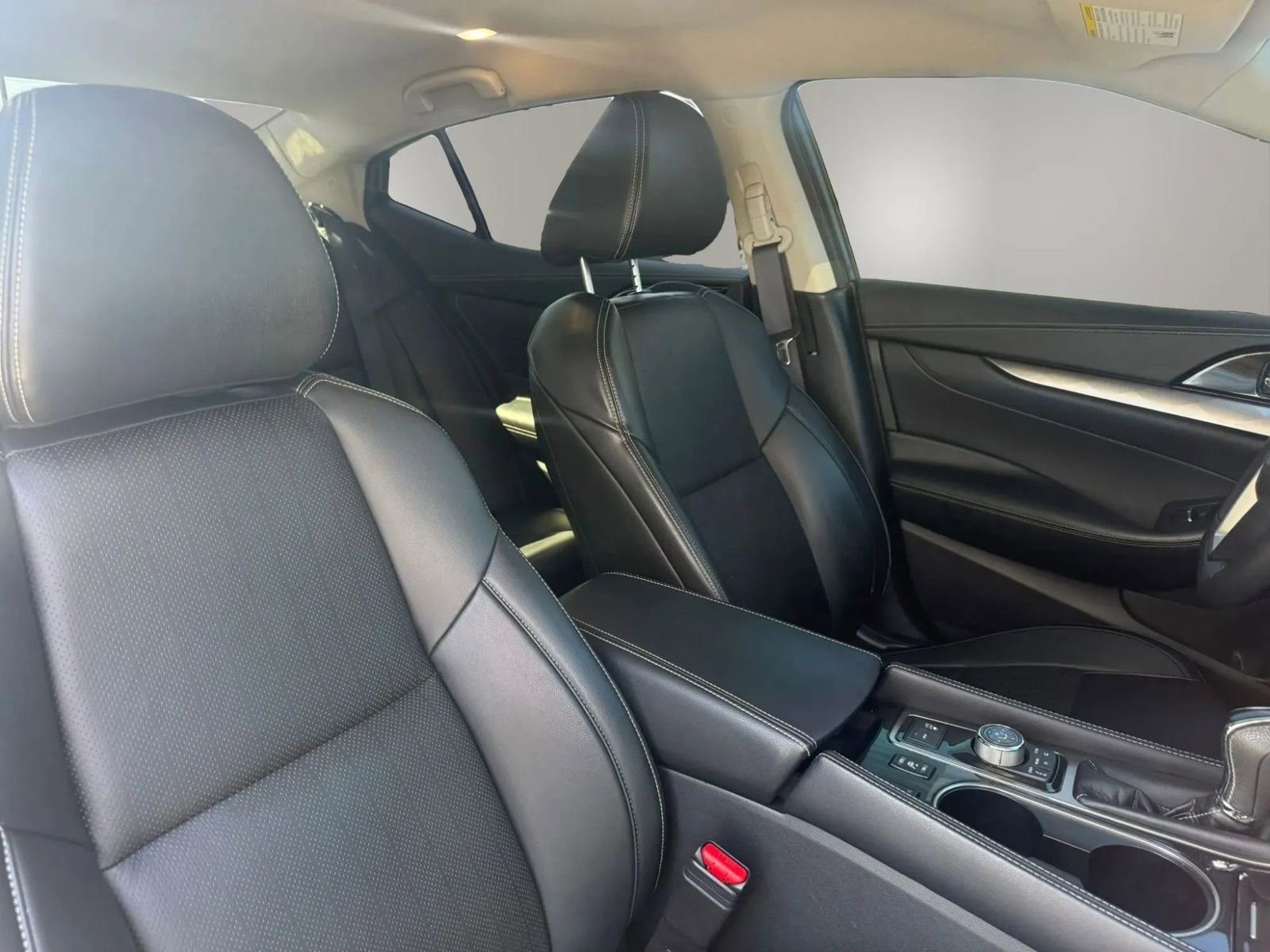Used 2023 Nissan Maxima SV w/ Floor Mat Group image 40