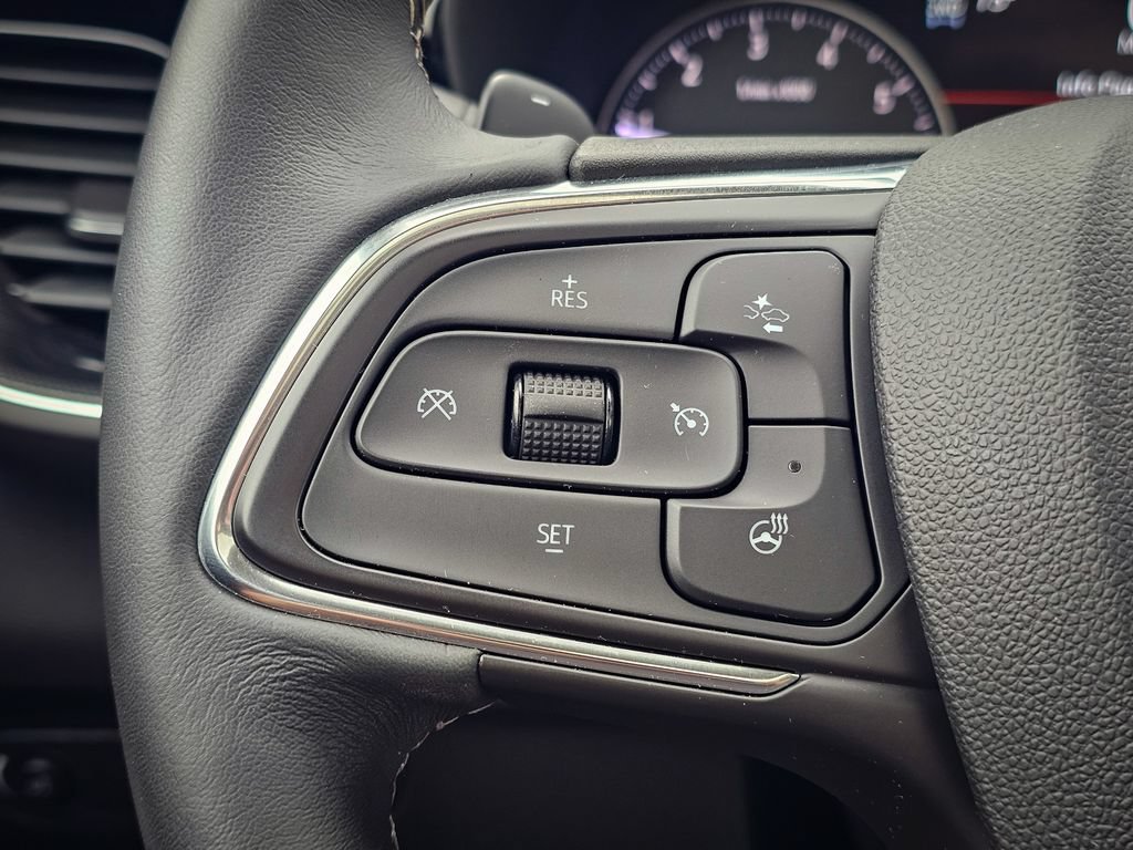 Used 2023 Buick Envision Essence w/ Sport Touring Package AWD/4WD image 22
