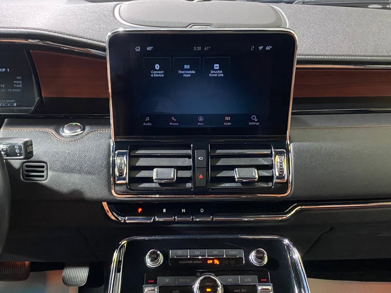 Used 2021 Lincoln Navigator Reserve image 10