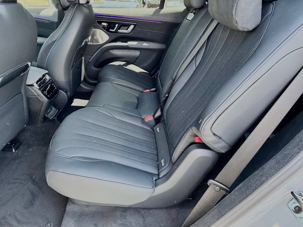 New 2026 Mercedes-Benz EQS 400 4MATIC SUV image 24