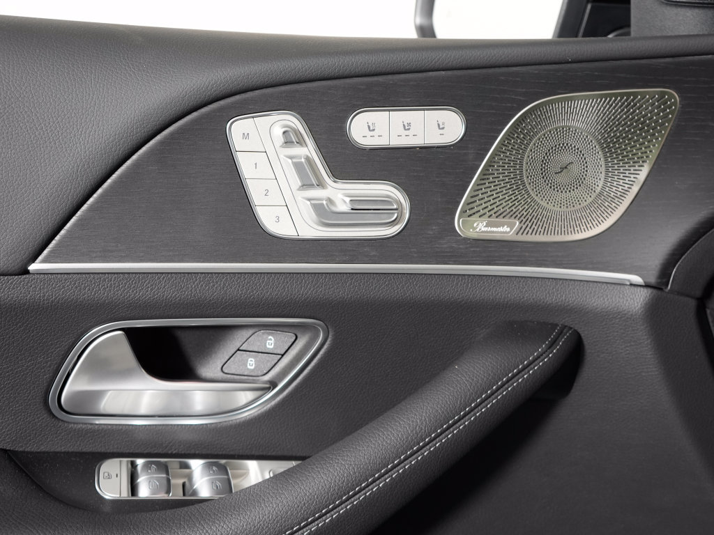 Certified 2026 Mercedes-Benz GLS 450 4MATIC image 27