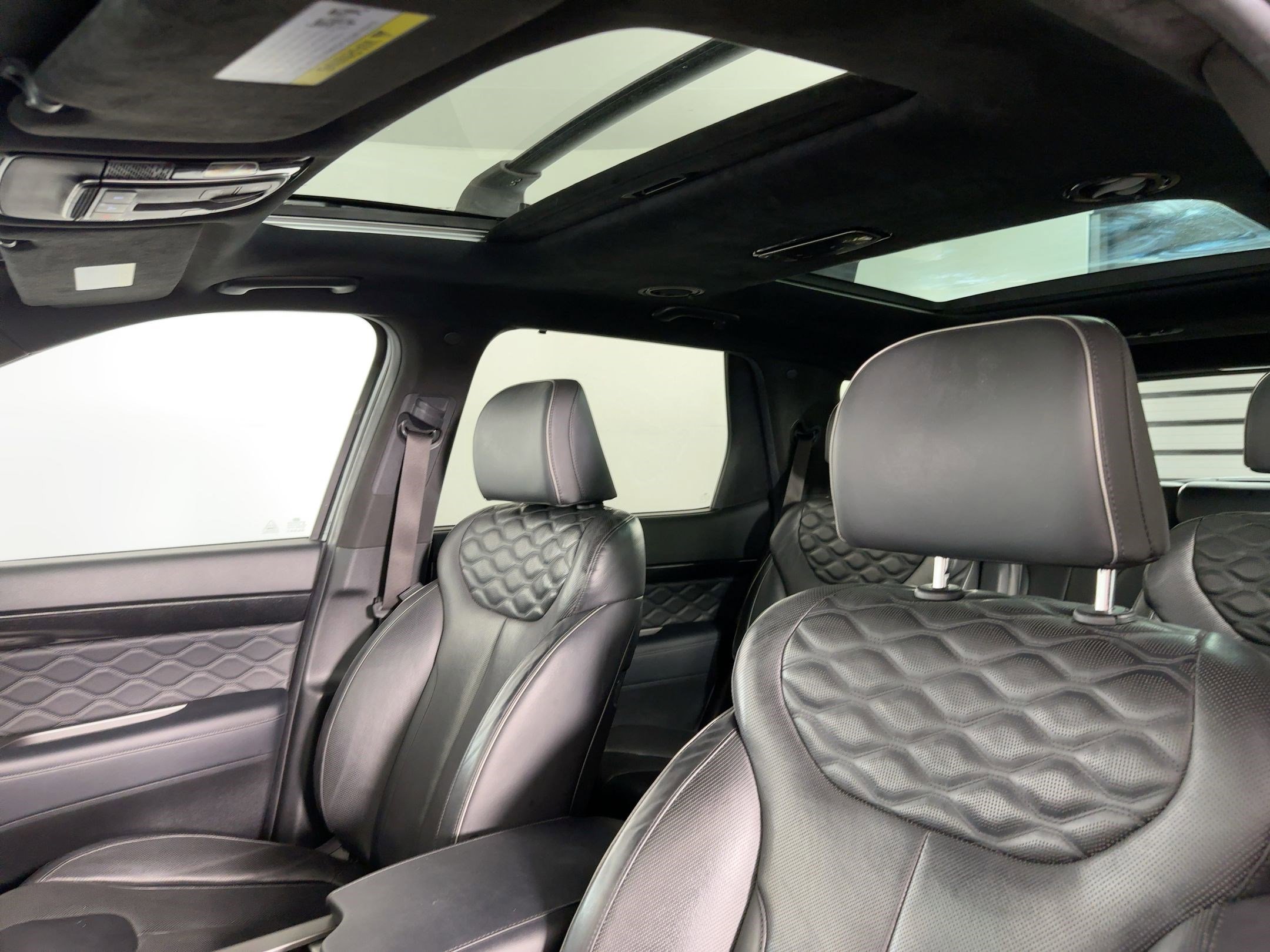 Used 2020 Hyundai Palisade Limited image 16