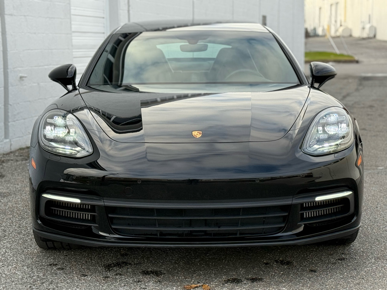 Used 2019 Porsche Panamera 4 image 18
