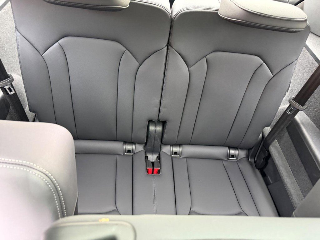 Used 2025 Audi Q7 2.0T Premium w/ Convenience Plus Package image 11