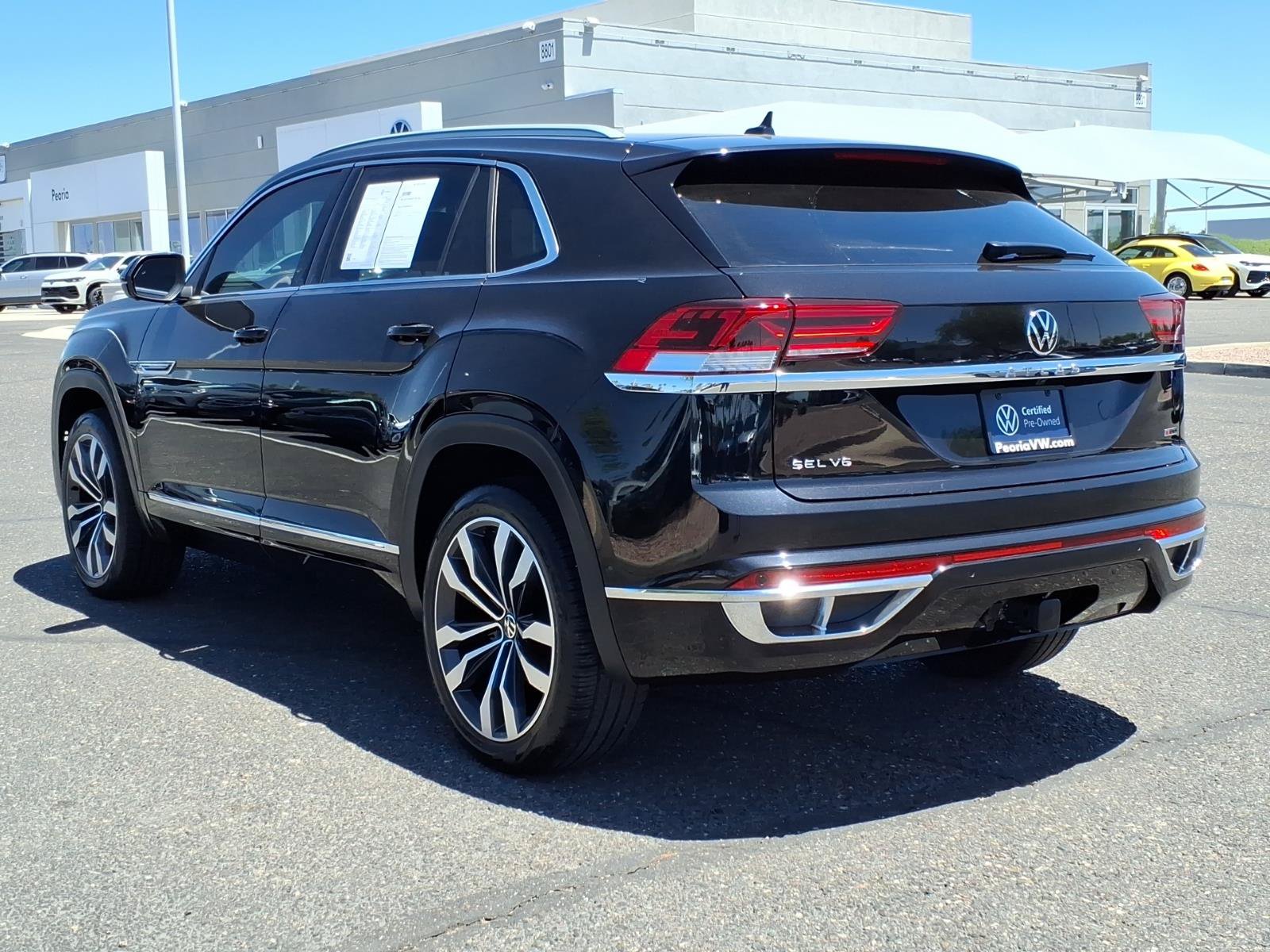 Certified 2022 Volkswagen Atlas Cross Sport SEL Premium R-Line AWD/4WD image 5