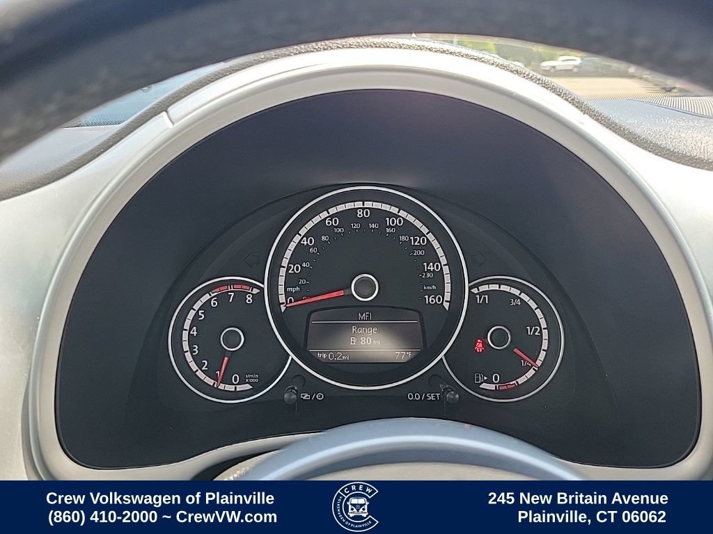 Used 2015 Volkswagen Beetle 1.8T FWD image 4