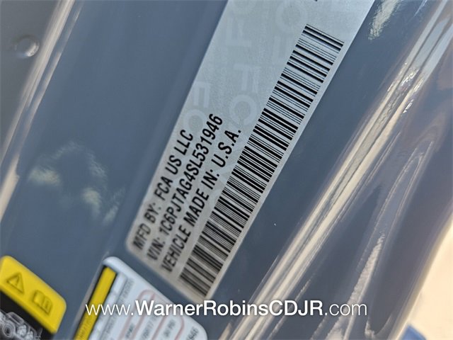 New 2025 Jeep Gladiator Sport image 17