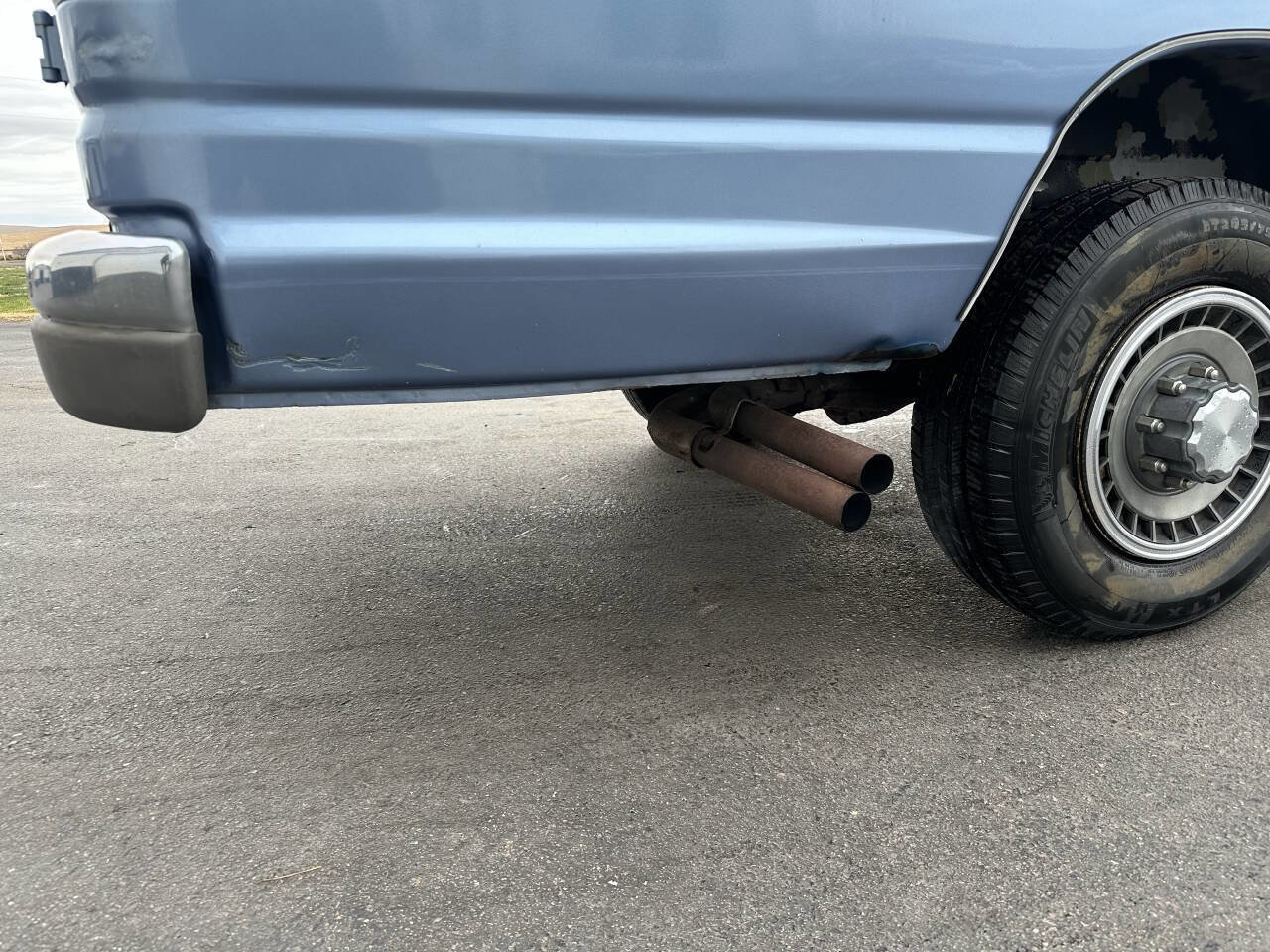 Used 1995 Ford E-350 and Econoline 350 XLT image 7