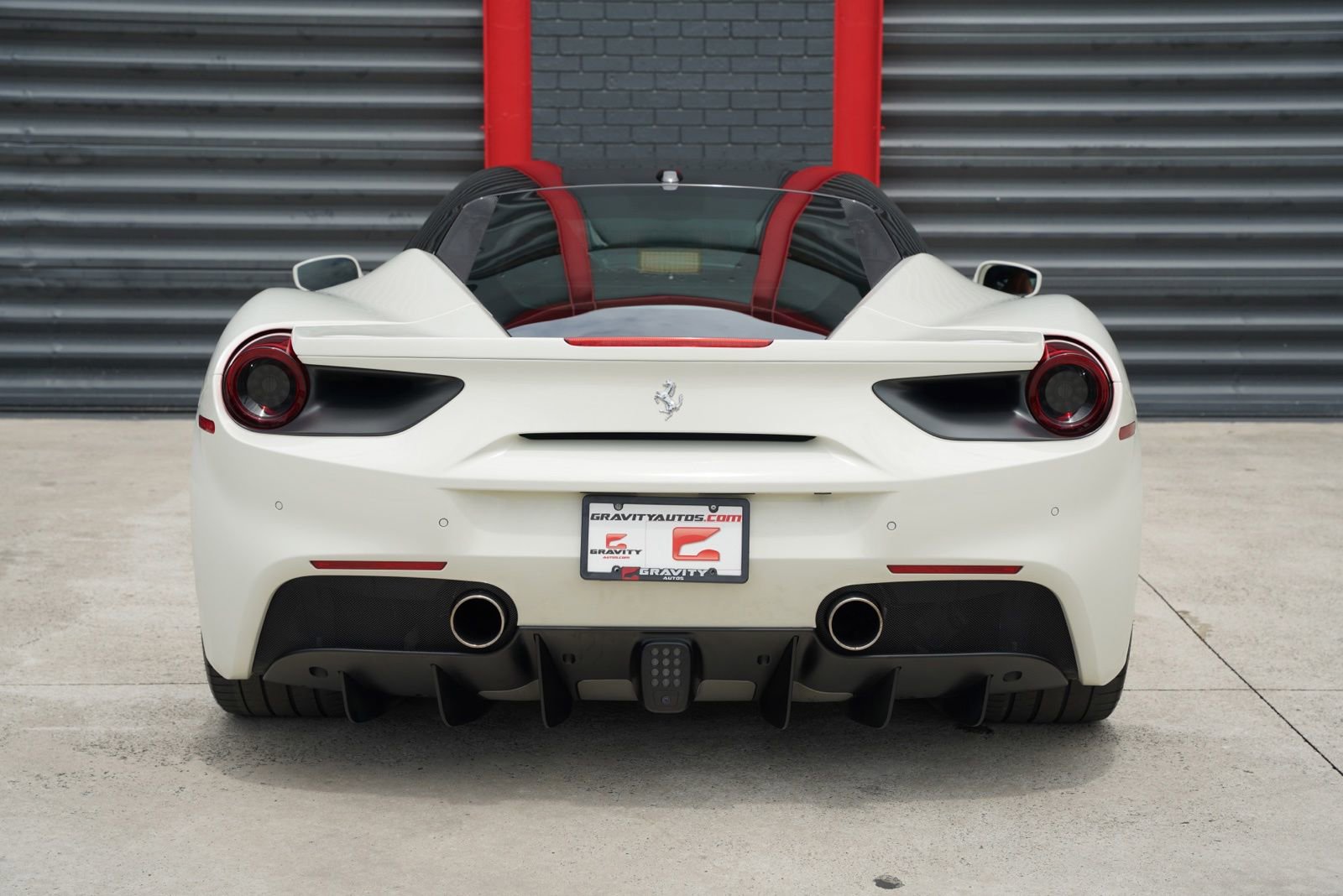 Used 2016 Ferrari 488 GTB RWD image 18