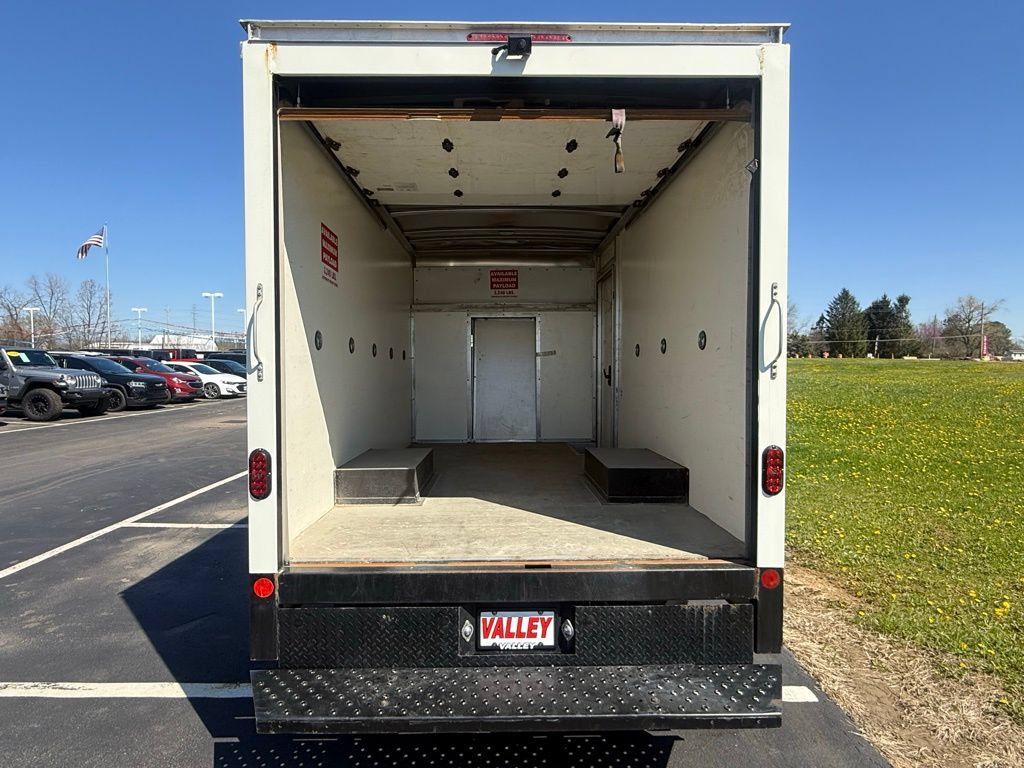 Used 2022 Ford Transit 350 DRW RWD image 26