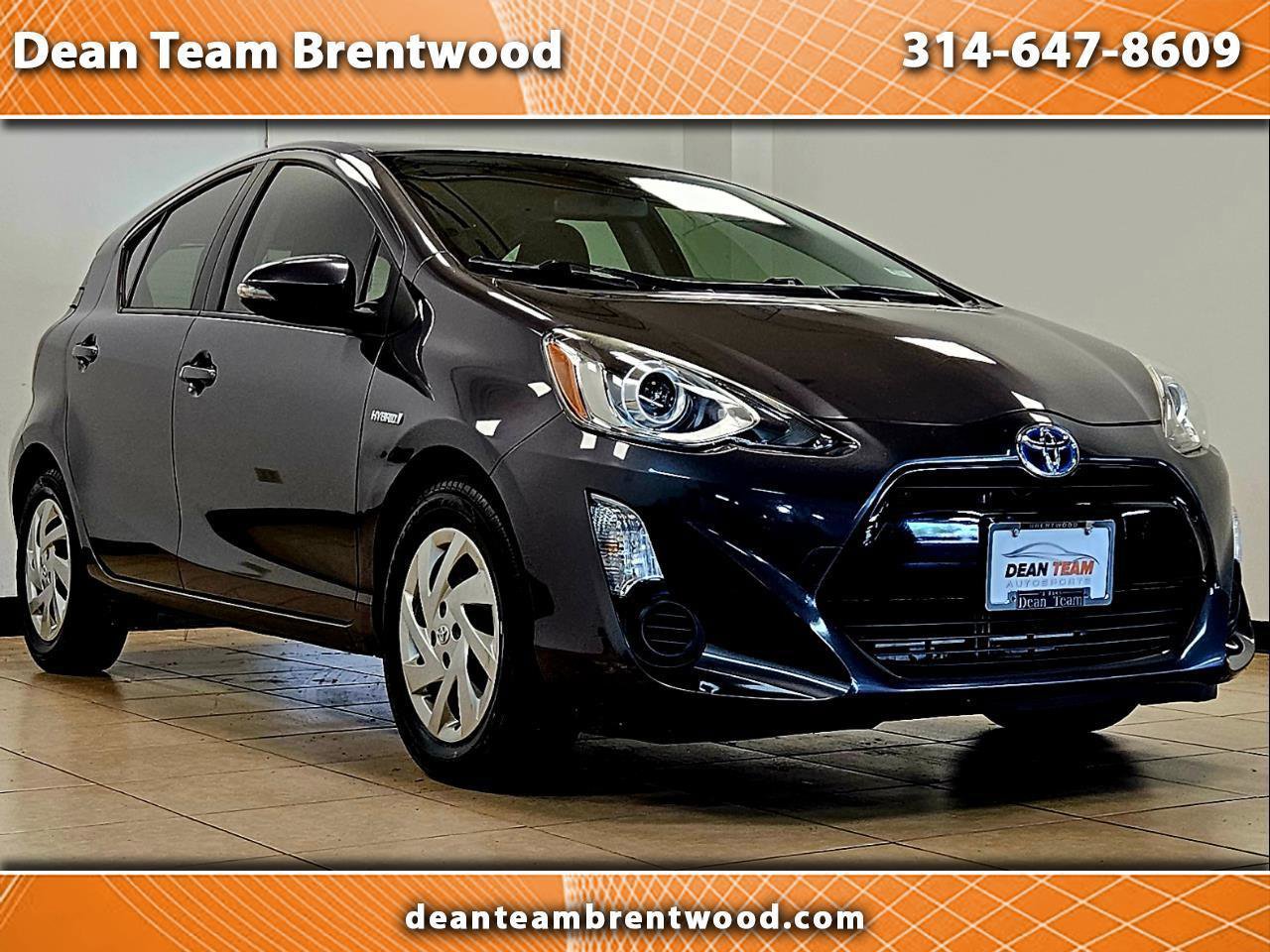 Used 2015 Toyota Prius C Two image 1