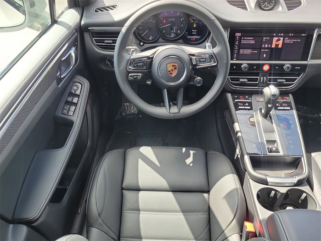 New 2026 Porsche Macan GTS image 21