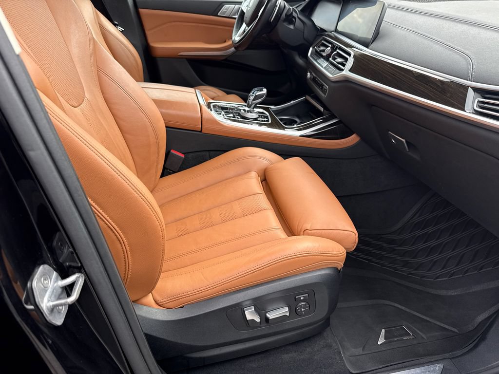 Used 2019 BMW X7 xDrive40i w/ Premium Package AWD/4WD image 13