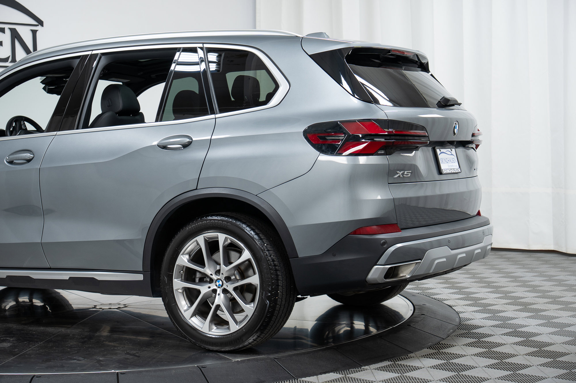 Used 2024 BMW X5 xDrive40i w/ Premium Package AWD/4WD image 29