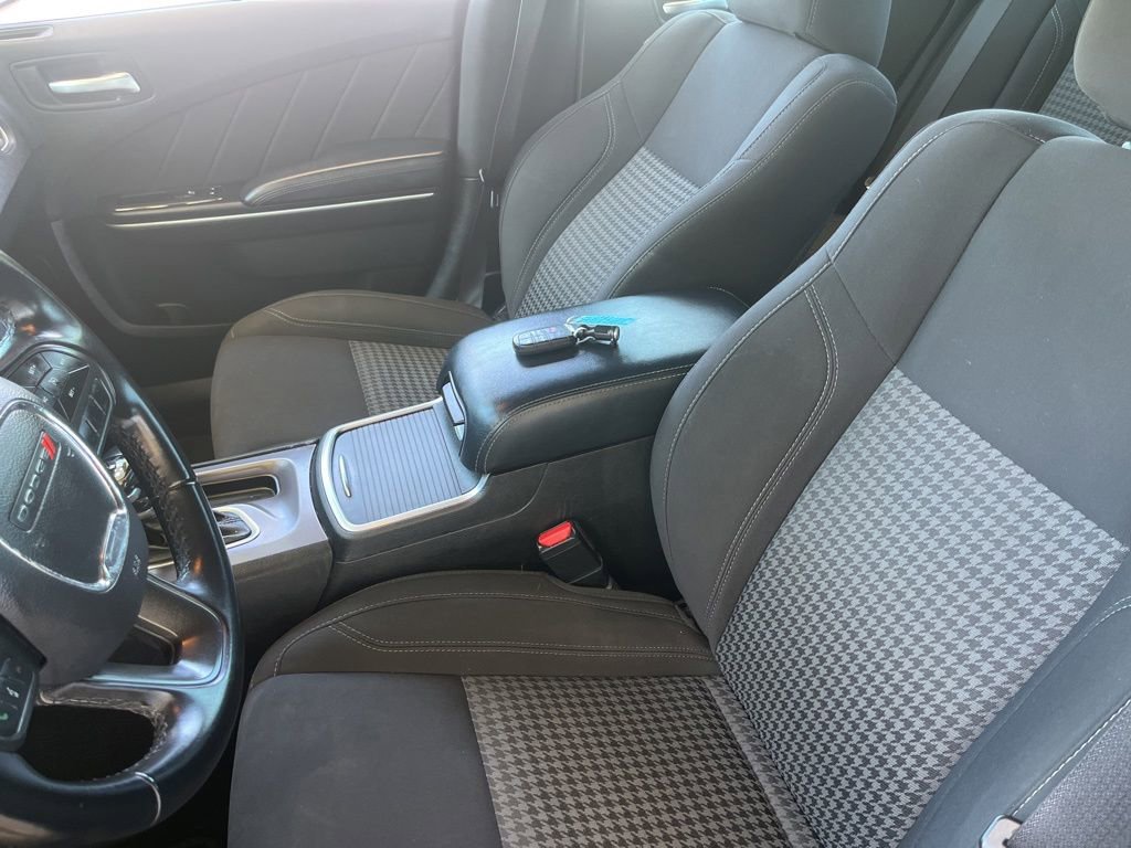 Used 2023 Dodge Charger SXT RWD image 8