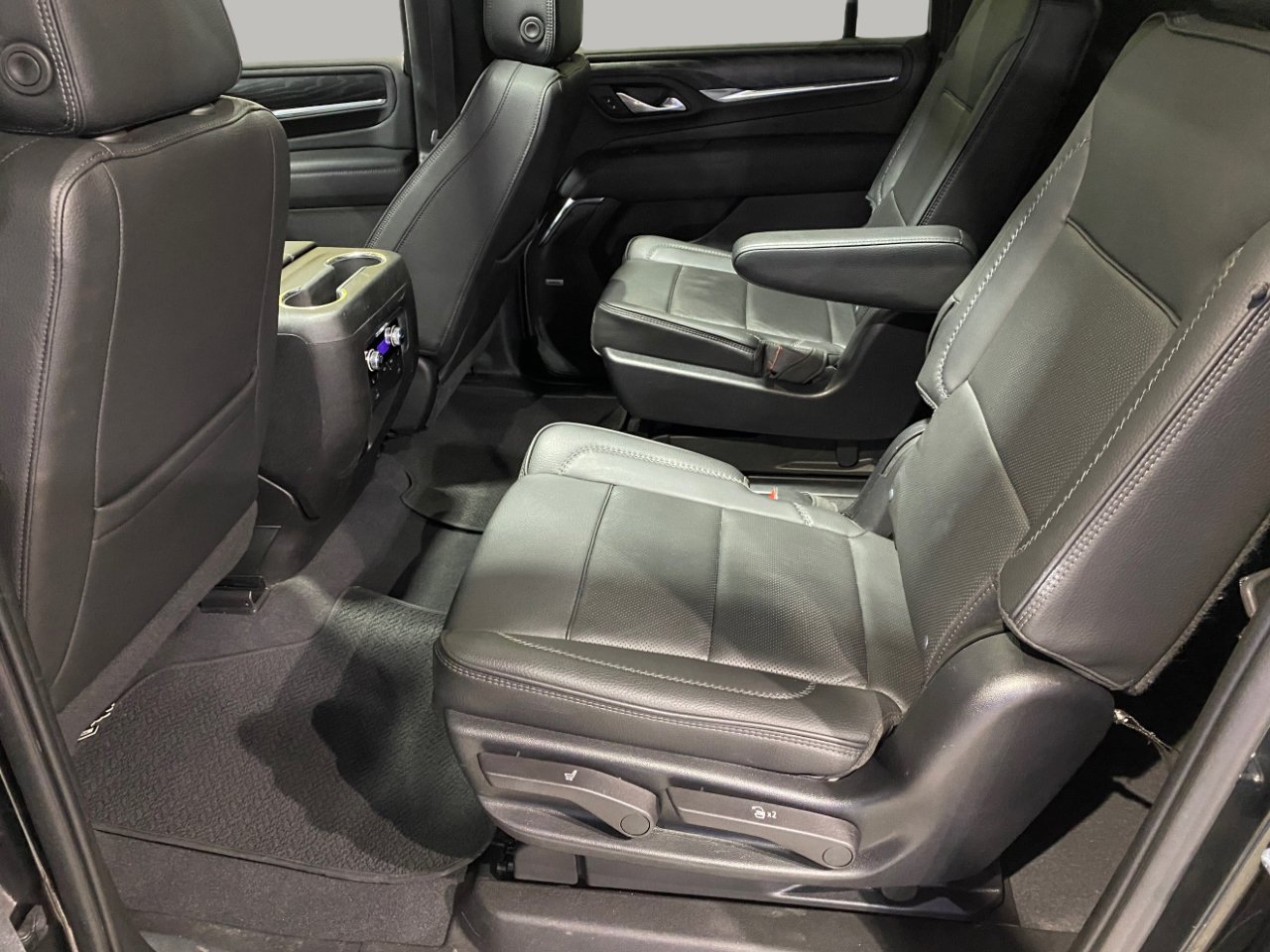 Used 2022 GMC Yukon XL Denali image 22