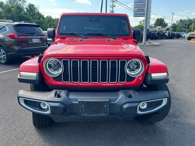 Used 2025 Jeep Wrangler Unlimited Sahara AWD/4WD image 35