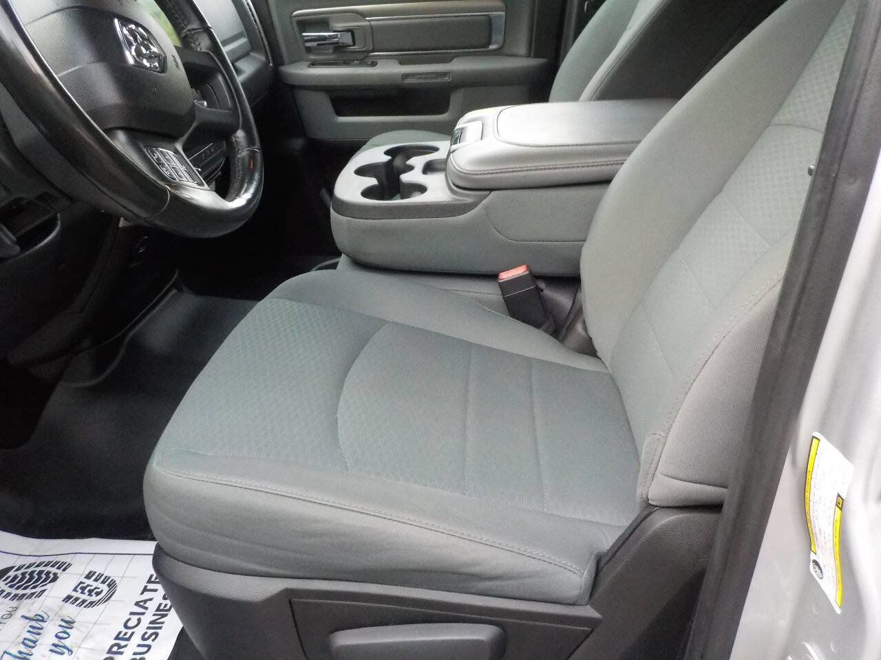 Used 2018 RAM 2500 SLT w/ Luxury Group AWD/4WD image 10