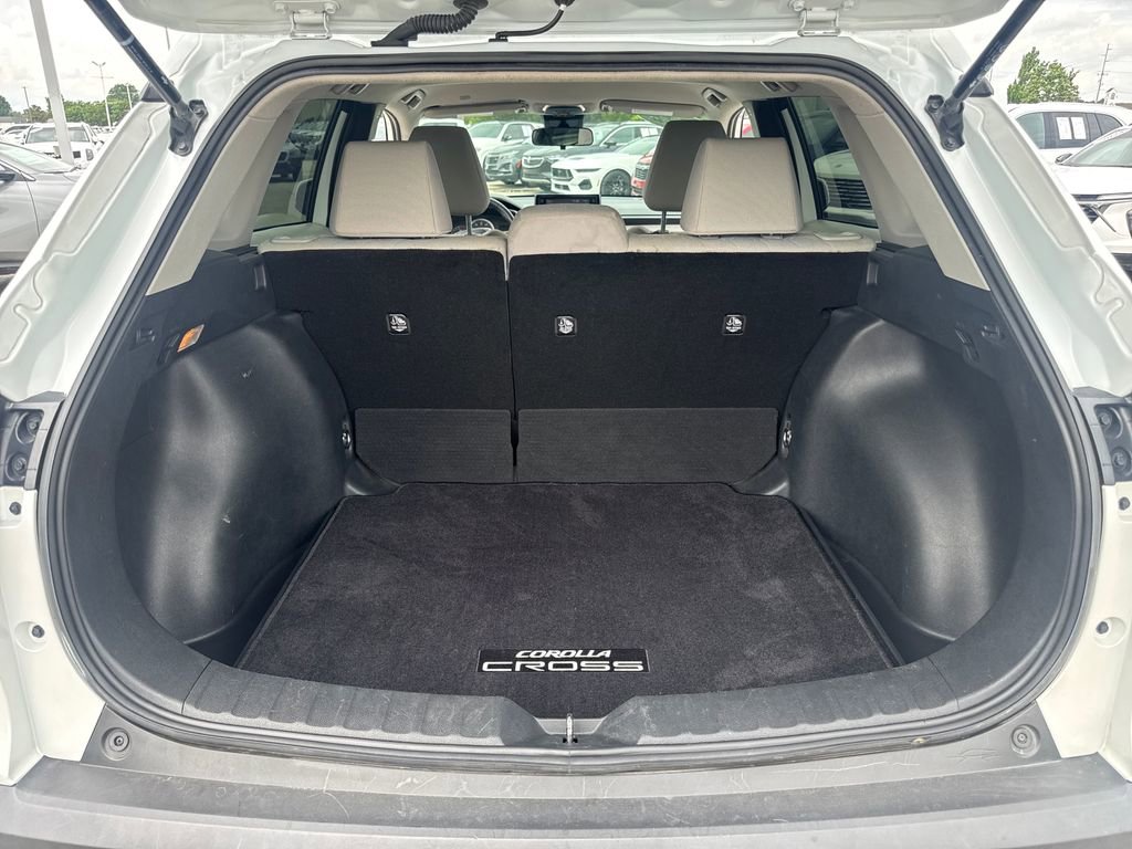 Used 2022 Toyota Corolla Cross LE FWD image 7