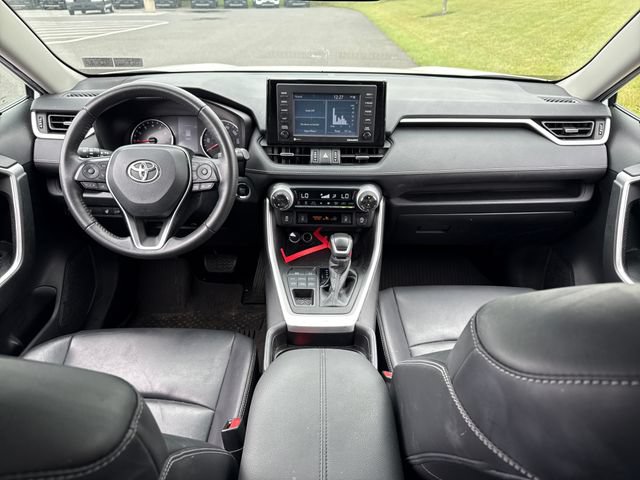 Used 2020 Toyota RAV4 XLE Premium AWD/4WD image 18