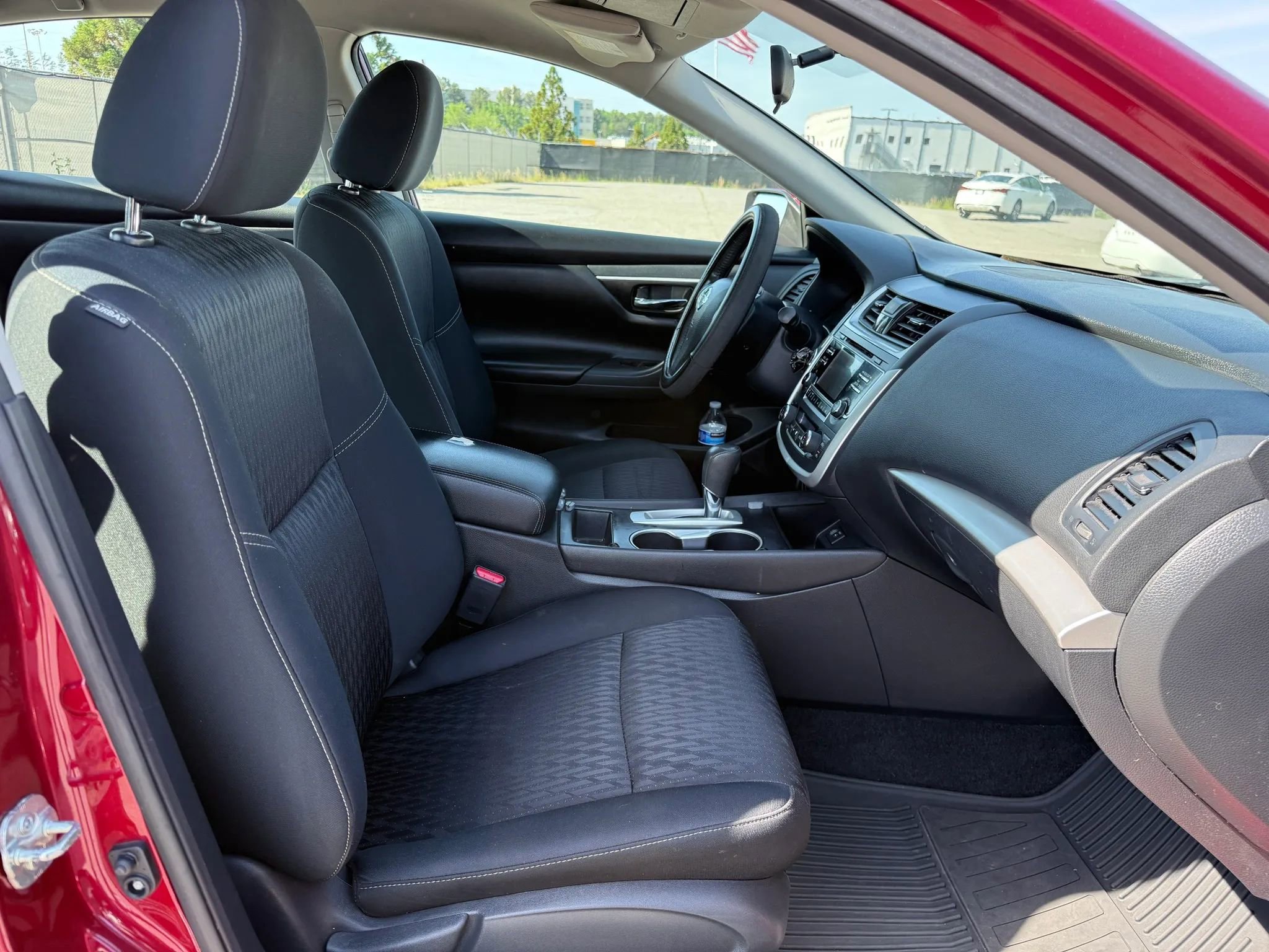 Used 2017 Nissan Altima 2.5 SV FWD image 18