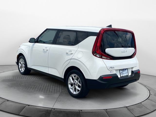 Used 2022 Kia Soul LX w/ Technology Package FWD image 3
