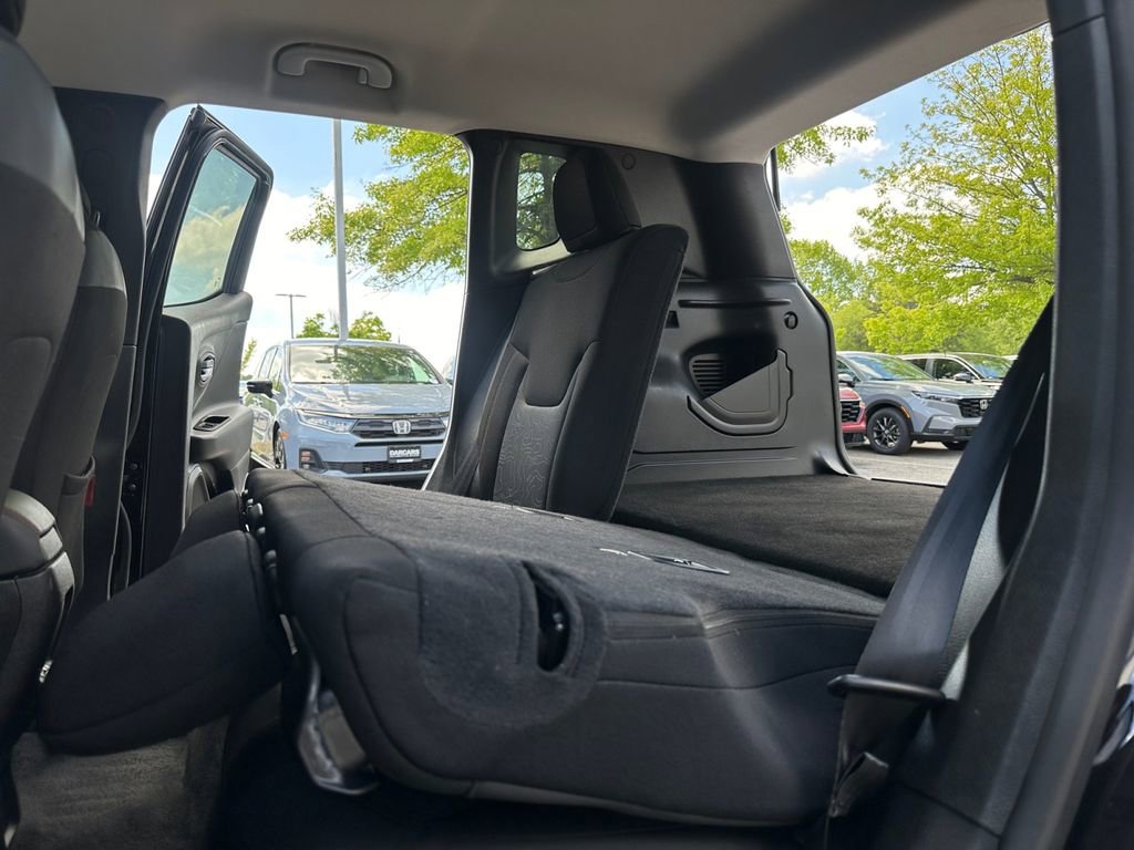 Used 2023 Jeep Renegade Trailhawk AWD/4WD image 26