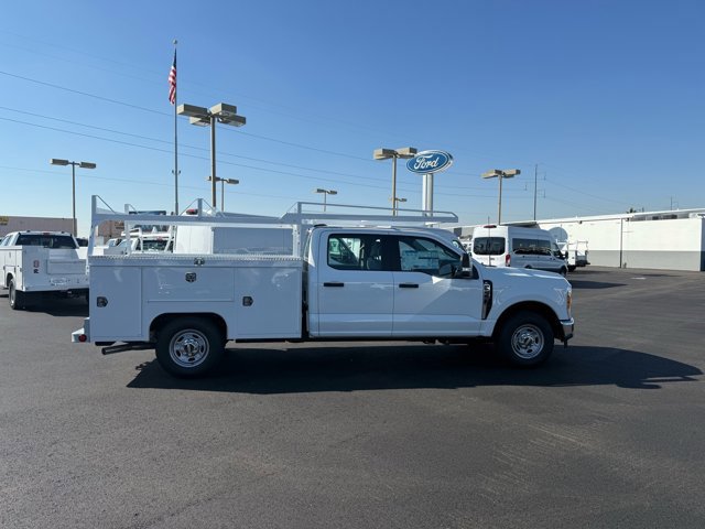 New 2026 Ford F250 XL w/ XL Chrome Package image 2